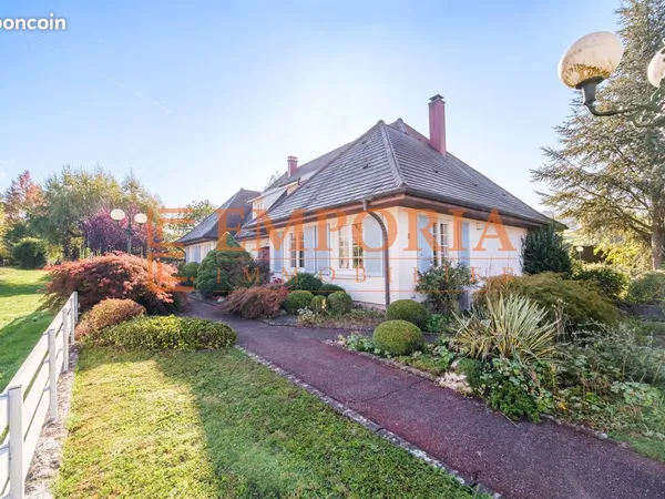 Maison 7 pièces 348 m² 