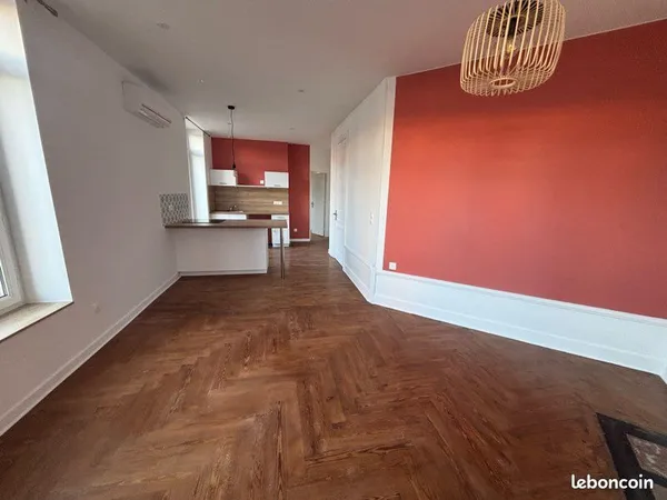 À louer appartement T2 rénové avec balcon 