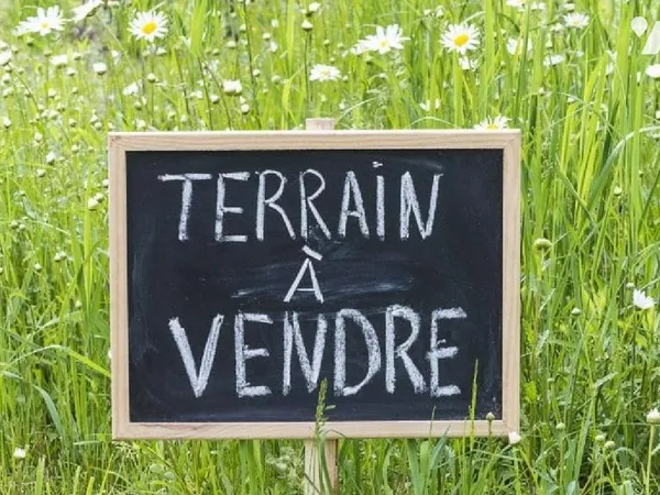 Terrain 1451 m² 