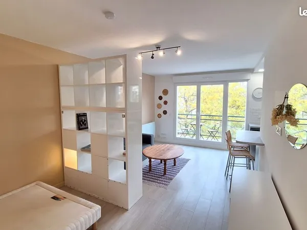Studio 1 pièce 31 m² 