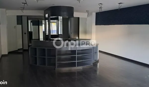Bureau 100 m² 