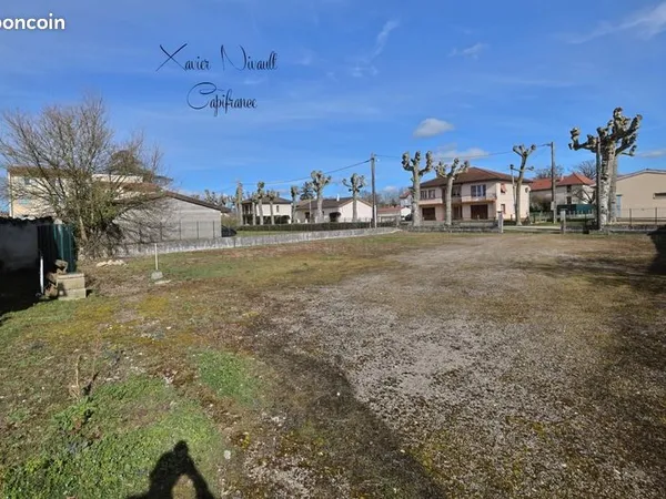 Maison 8 pièces 240 m² 