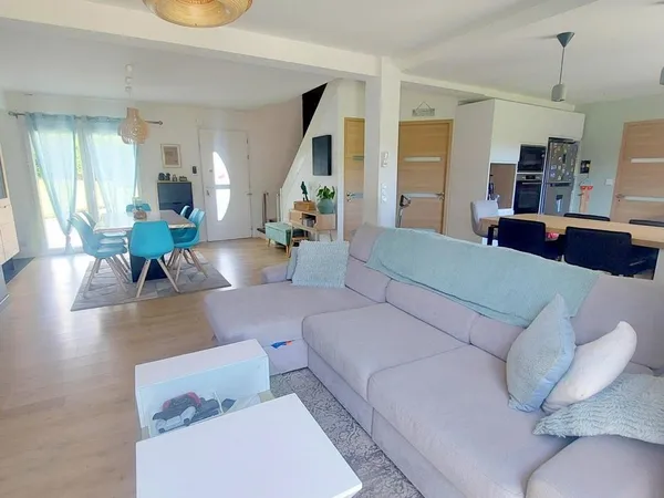 Maison avec piscine 