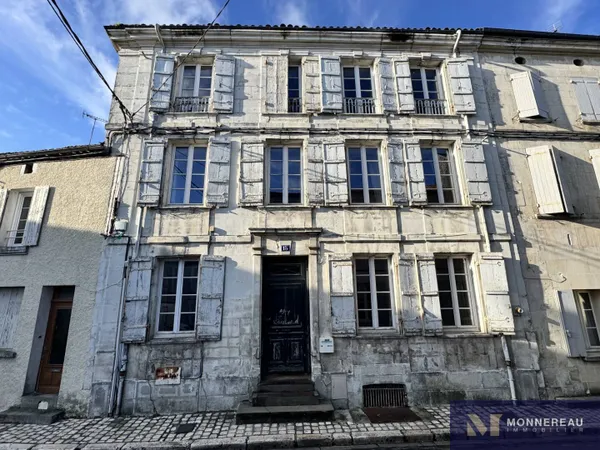 Maison 8 pièces 206 m² 