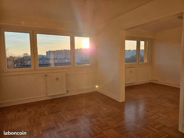 T3 Neudorf spacieux et lumineux 