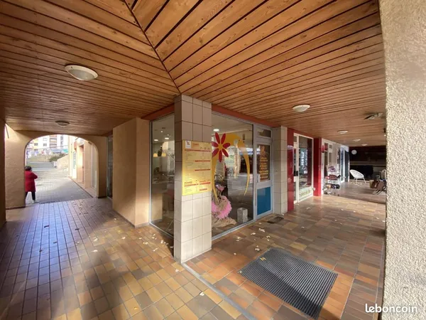 Boutique 40 m² Briançon 
