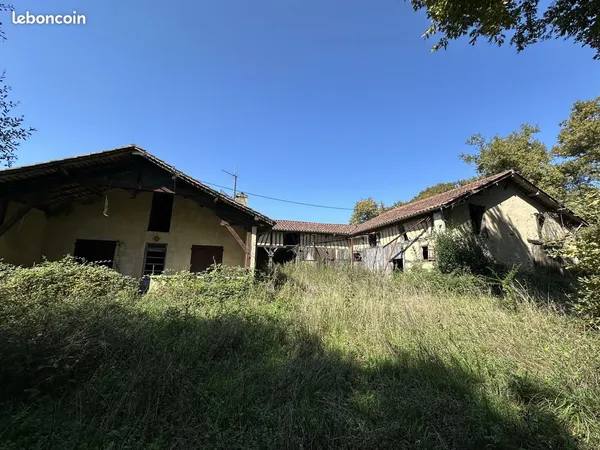 Maison 3 pièces 385 m² 