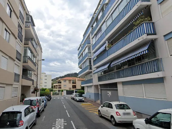Parking 14 m² 