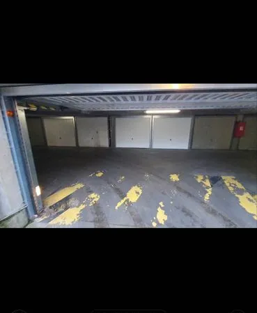 Garage 15m2 en sous-sol sécurisé 