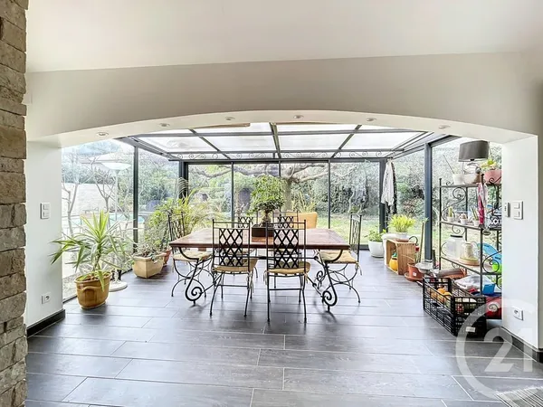Maison 5 pièces 141 m² 
