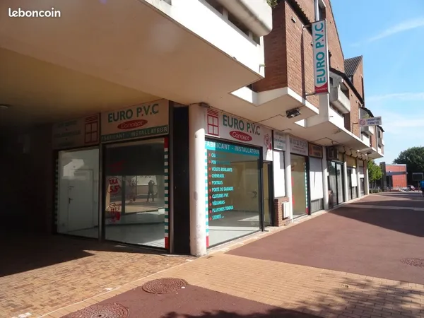 Villeneuve d'Ascq Cousinerie Superbe Local 
