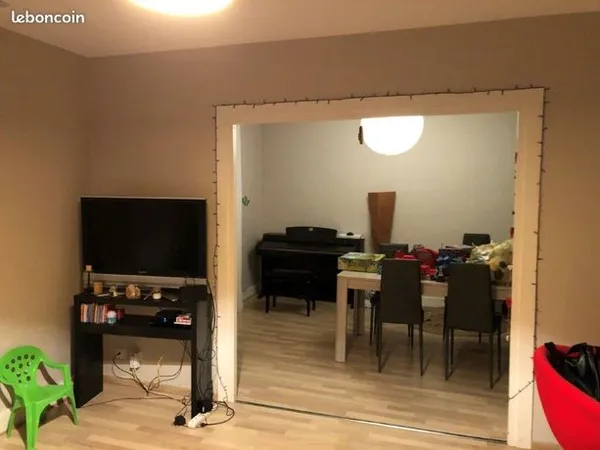 Appartement 4 pièces 81 m² 