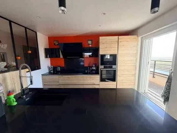 Appartement 4 pièces 93 m² 