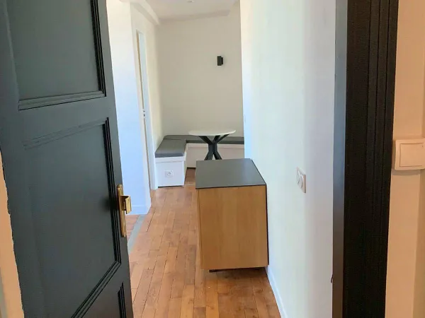 Loue appartement 42m² Paris 18ème Porte de Saint Ouen 