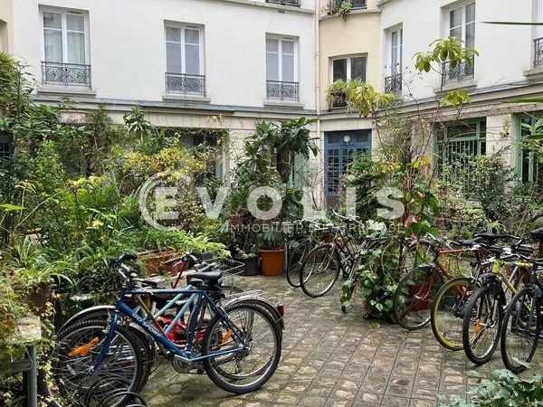 Bureaux 191 m² 