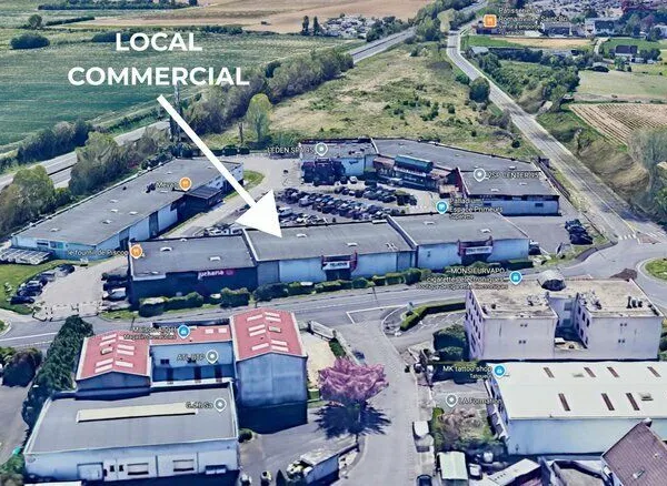 Local commercial 322 m² 