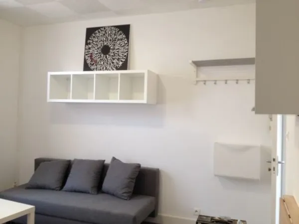 Studio meublé 