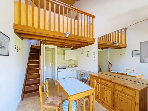 Maison dans résidence avec piscine proche plage et commerces 