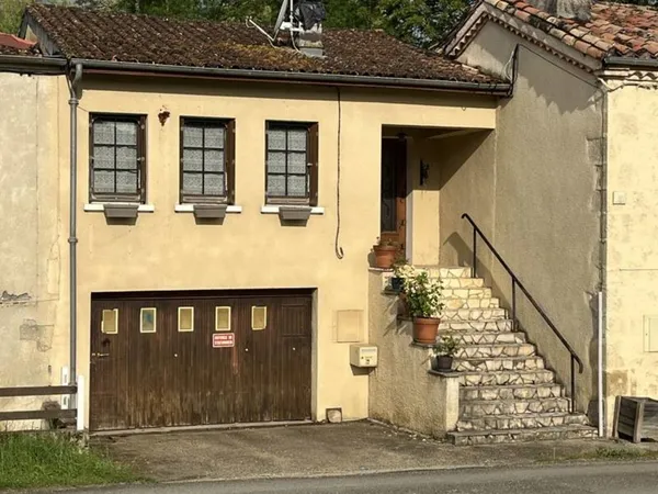 Maison de bourg de 4 pièces principales 