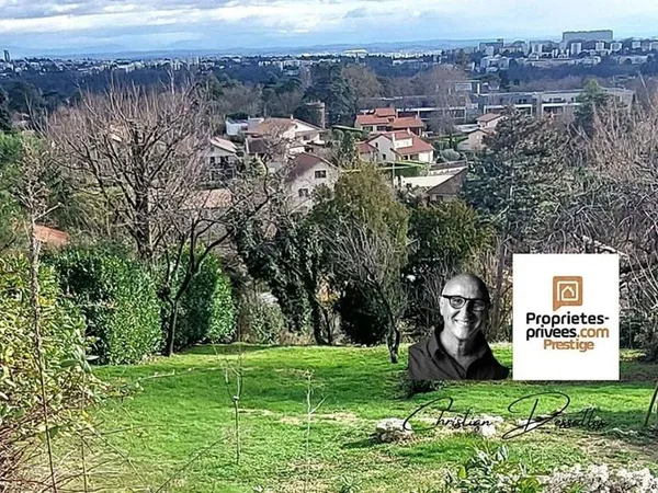 Villa 6 pièces 159 m² 