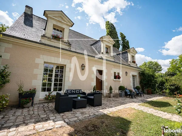 Maison 7 pièces 203 m² 