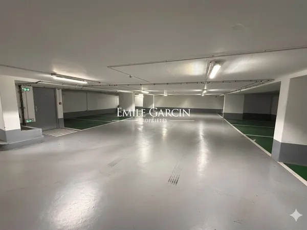 Parking - Garage Vente Paris 7e Arrondissement   80000€
