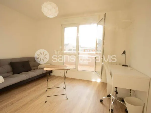 Studio 1 pièce 18 m² 