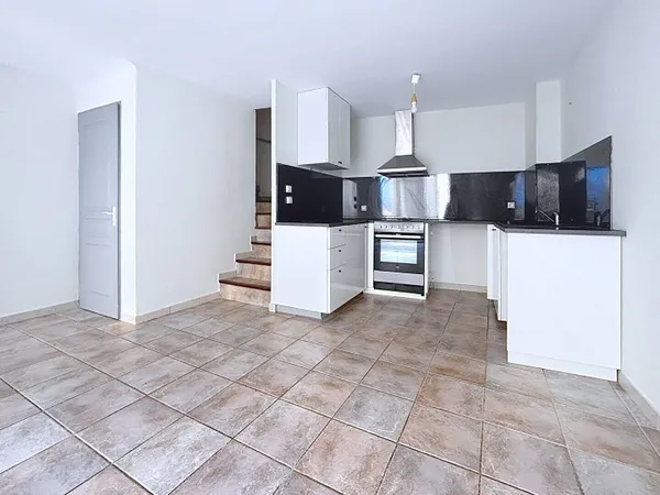Appartement 3 pièces 63 m² 