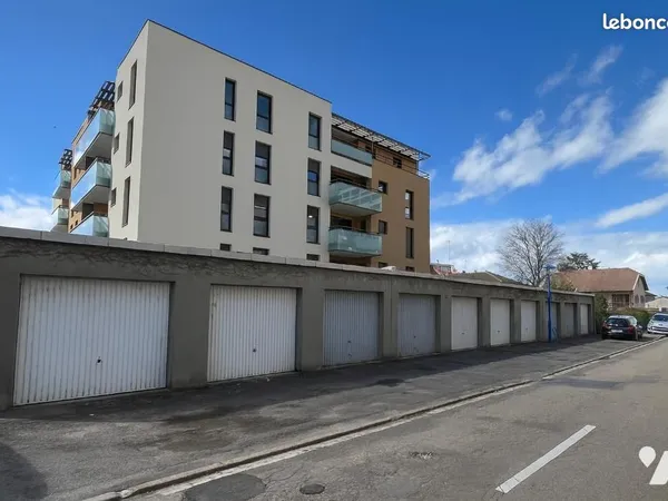 Parking BOURG EN BRESSE 