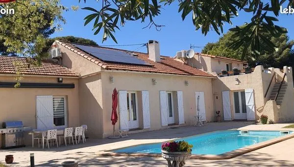 Villa 8 pièces 160 m² 