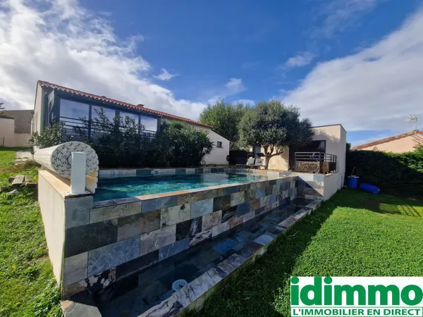 AUTERIVE-Villa 6 pièces 140 m2 