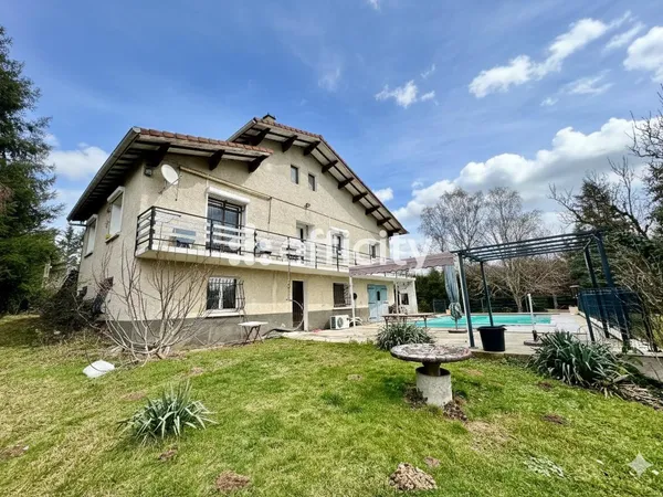Maison 9 pièces 152 m² 