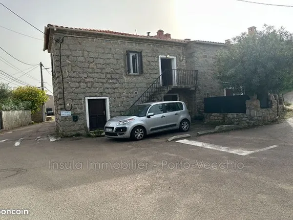 Studio 1 pièce 19 m² 