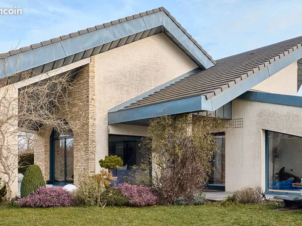 Maison 8 pièces 440 m² 