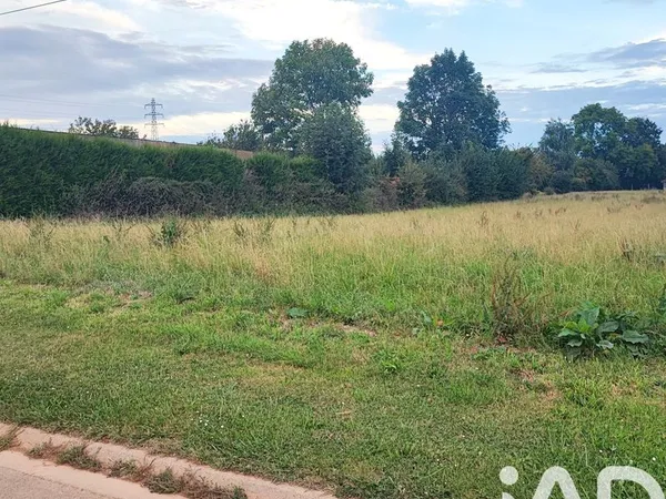 Terrain 850 m² Hypercourt 