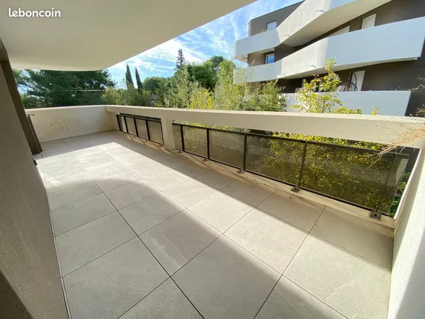 Appartement 3 pièces 65 m² 