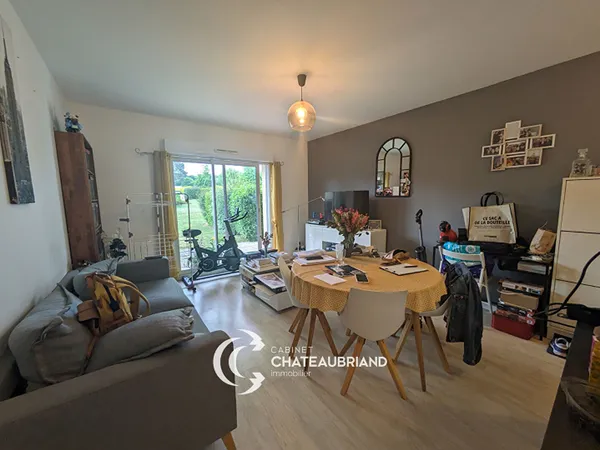 A LOUER - DOL DE BRETAGNE - T2 - 41.85 M² - RDC - TERRASSE - CAVE - PARKING 