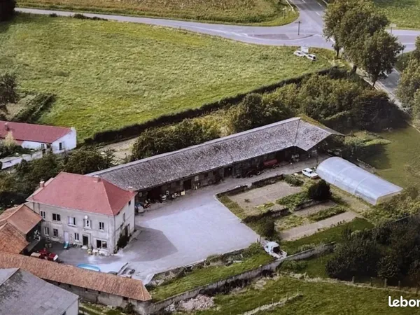 Maison 9 pièces 278 m² 