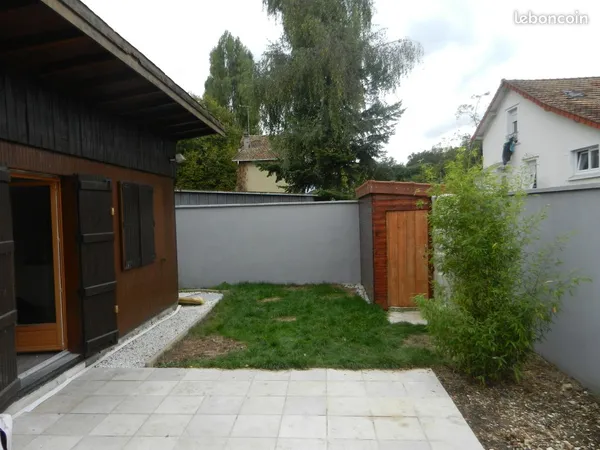 Maison F2 avec jardin privatif 