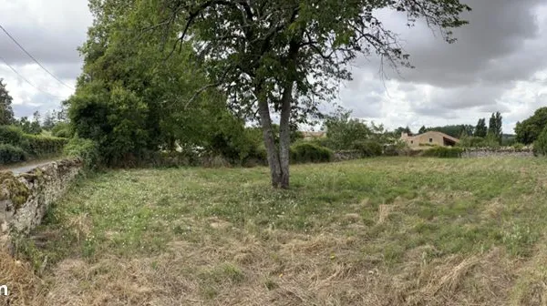 Terrain 871 m2 à Verrines sous celles 