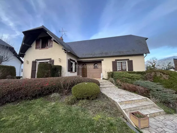 Maison 8 pièces 200 m² 