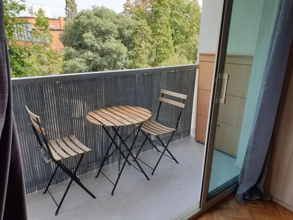 Studio 1 pièce 27 m² 