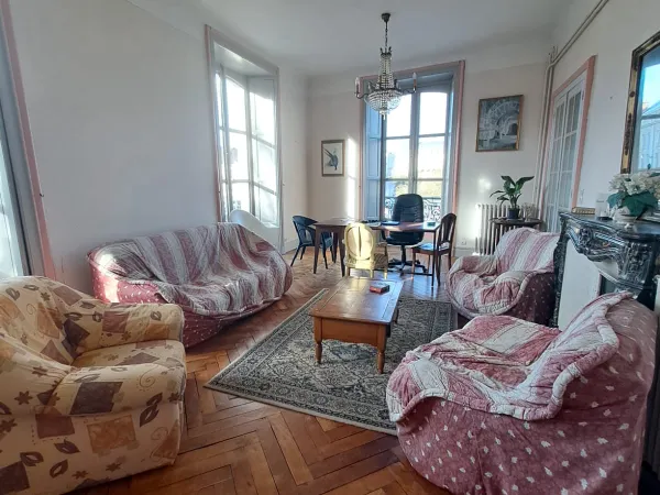 Propose chambres dans appartement en colocation 