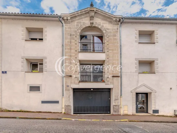 Appartement 4 pièces 80 m² 