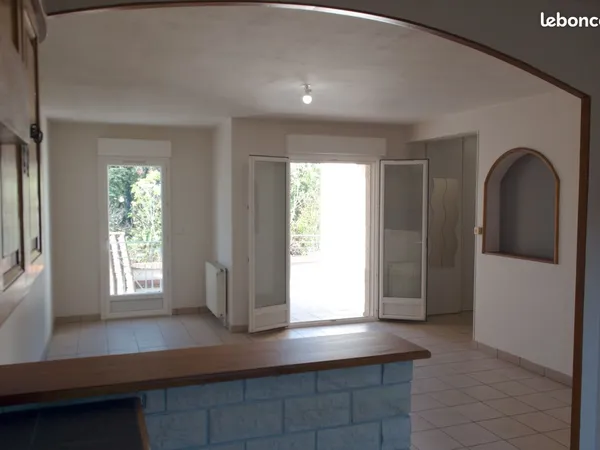 Appartement 55m² balcon et garage fermé, Heyrieux (38 540) 