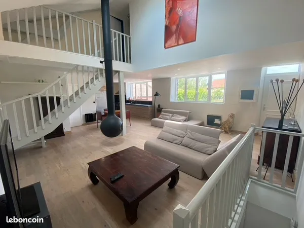 Maison loft Saint André les Vergers 141 m2 