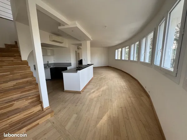 T4 duplex de charme avec roof-top de 110 m2 - Copropriété intimiste 