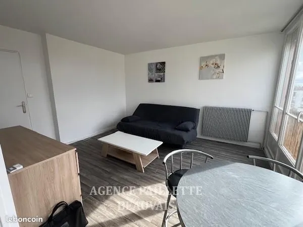Studio 1 pièce 27 m² 