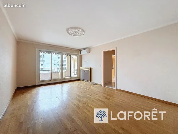 Appartement 3 pièces 75 m² 