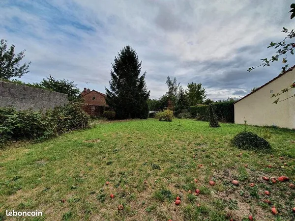 Terrain 572 m² ERRE 